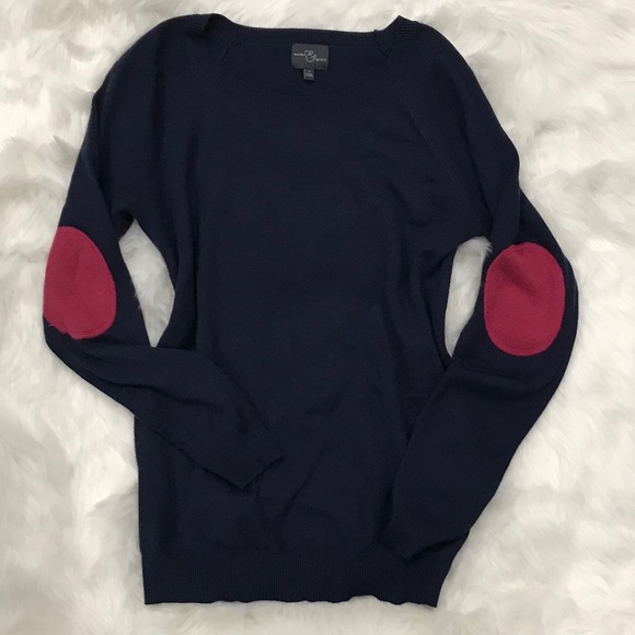 Market & Spruce Sweaters - Market & Spruce Fierro Patch Sweater Size Small